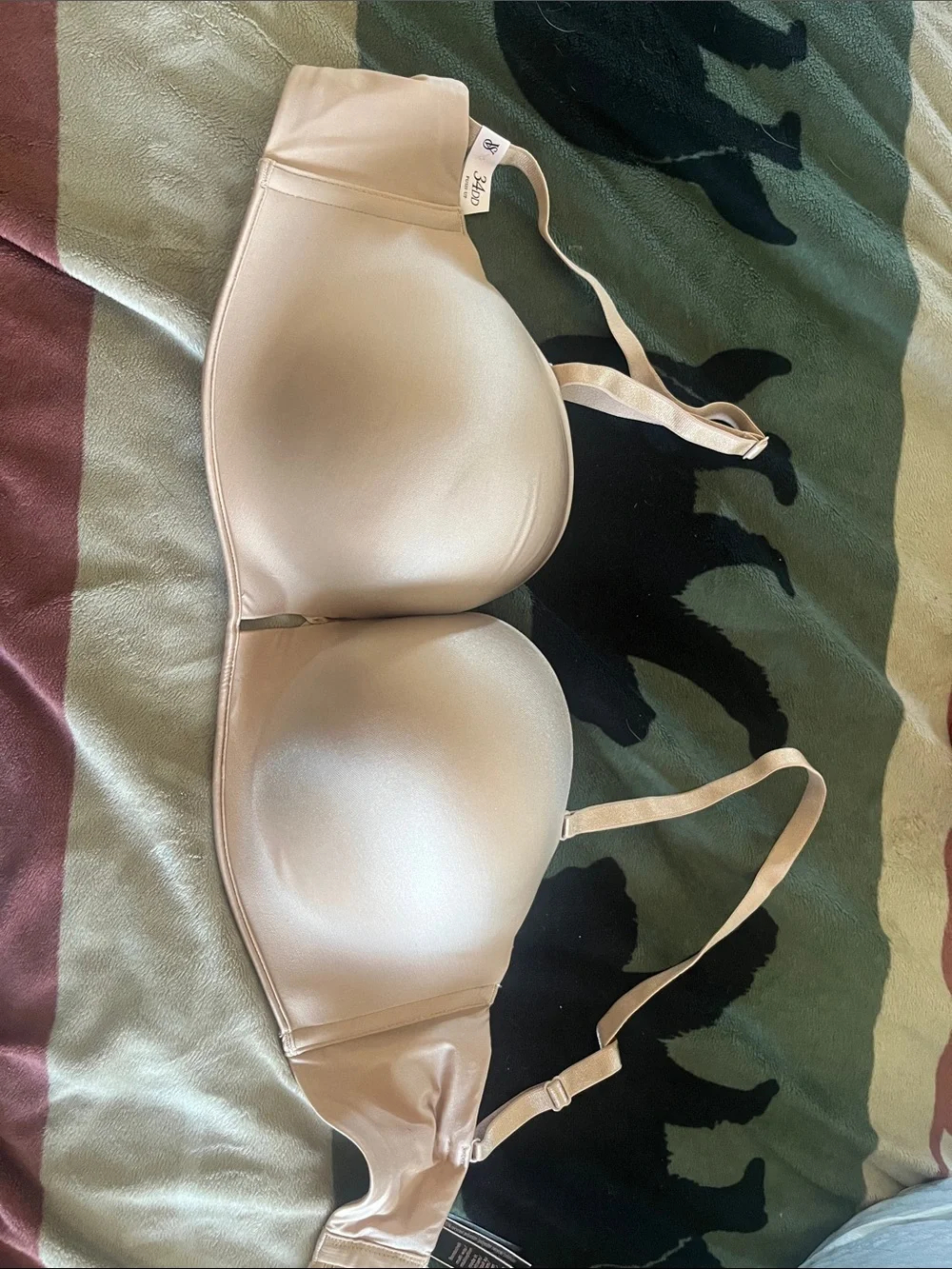 Victoria secret bombshellSmooth Nude Convertible Strap Bra - Picture 1 of 3